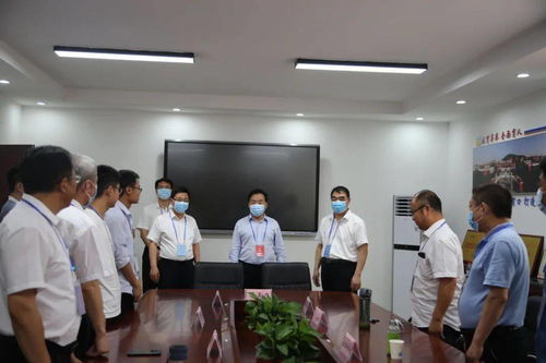 市教育局局長(zhǎng)王品木到平陰一中巡視2021年夏季高考工作